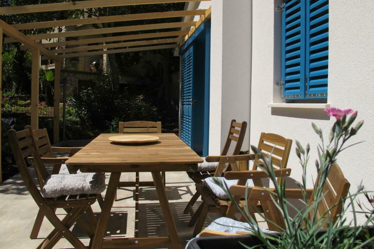 Villa Mendula à Premantura Extérieur photo
